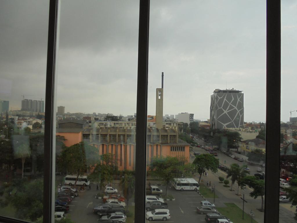 Loanda Hotel Luanda Buitenkant foto
